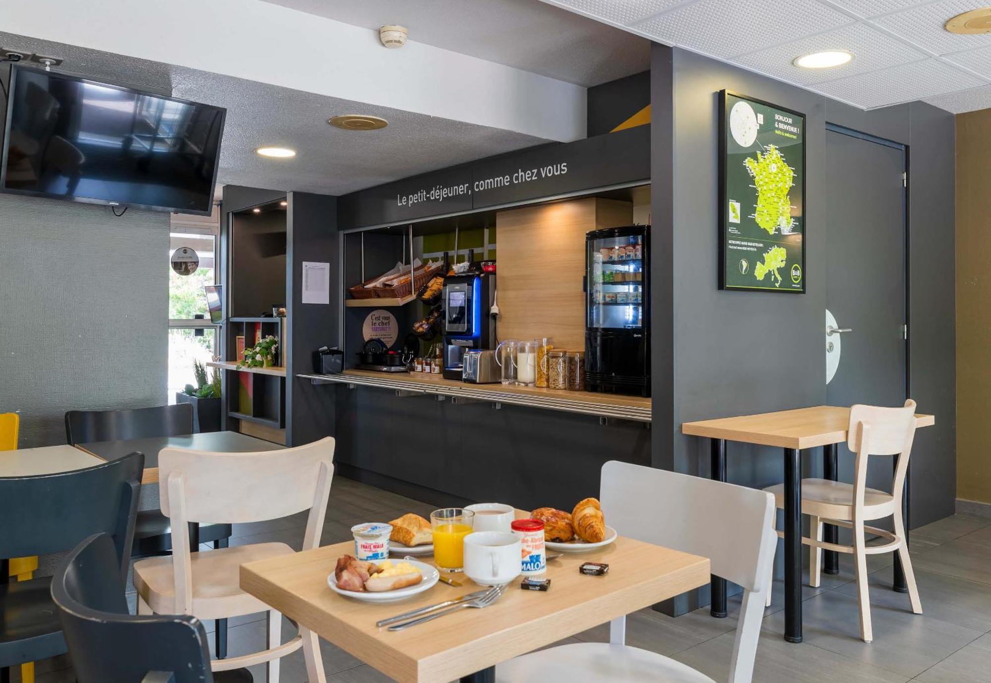 B&B Hotel Auxerre Bourgogne Monéteau Eksteriør bilde