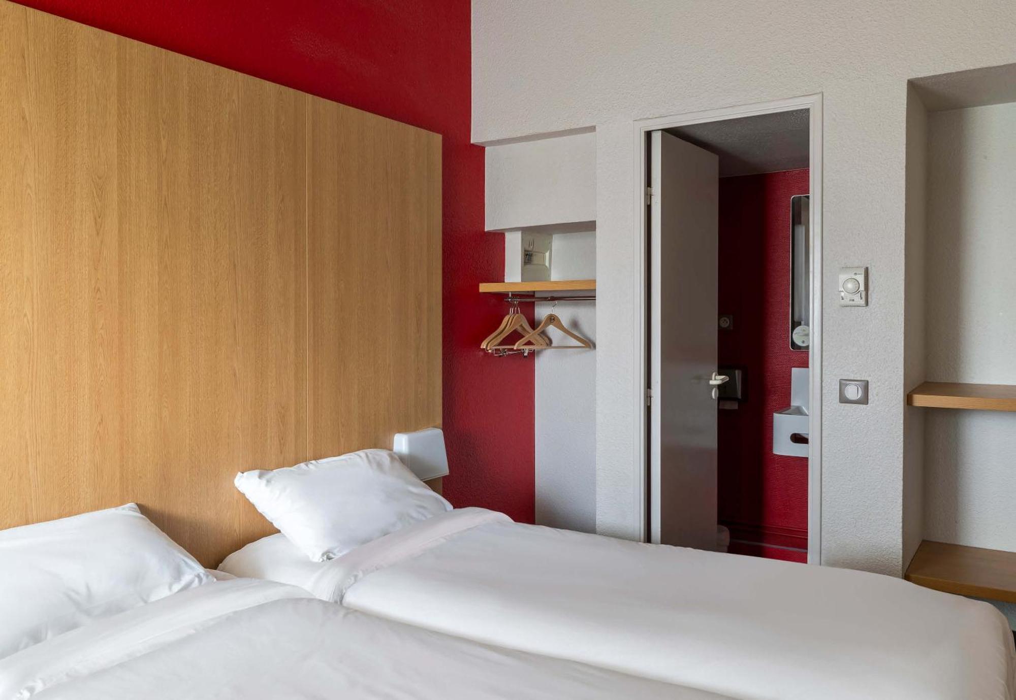 B&B Hotel Auxerre Bourgogne Monéteau Eksteriør bilde